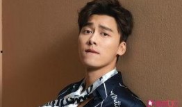 最新爆料李易峰视频播放,引发网友热议！